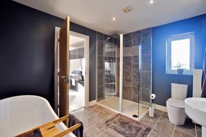 Photo 30- click for photo gallery